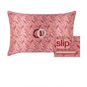 Slip Maude Set in Red Paisley